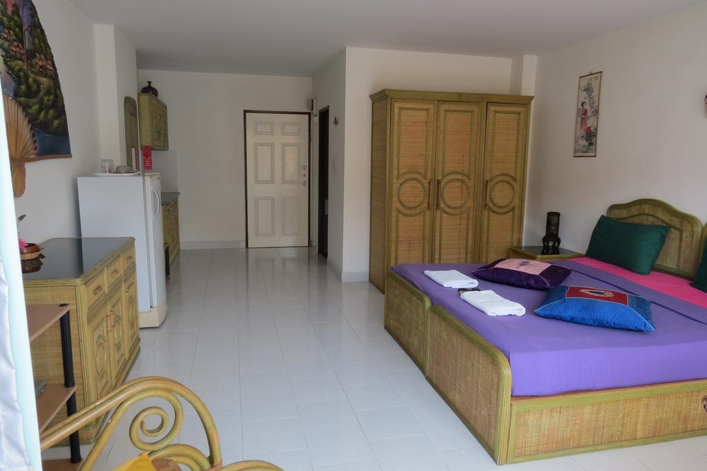 View Talay 1B Serviced Apartments Pattaya Quarto foto