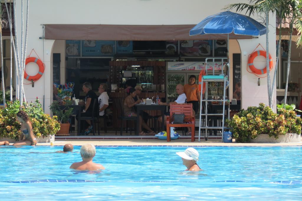 View Talay 1B Serviced Apartments Pattaya Quarto foto