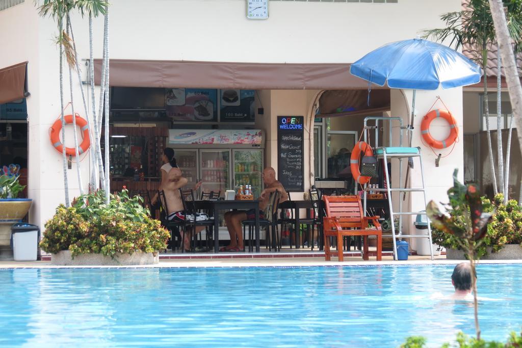View Talay 1B Serviced Apartments Pattaya Quarto foto