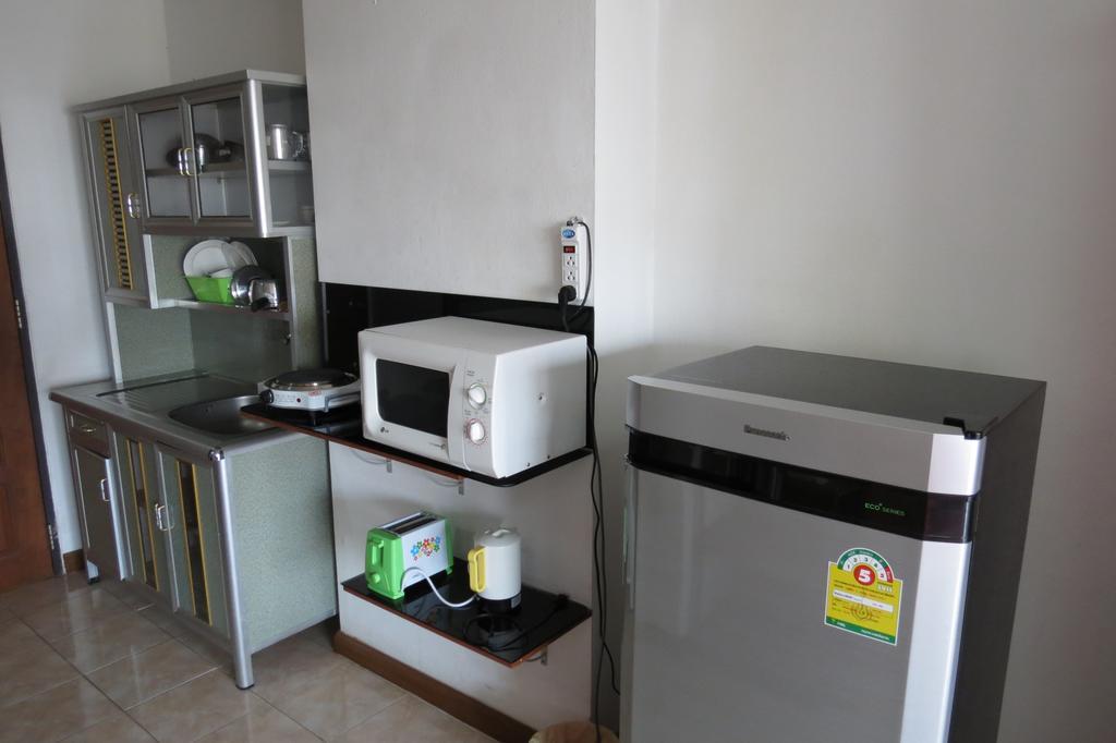 View Talay 1B Serviced Apartments Pattaya Quarto foto